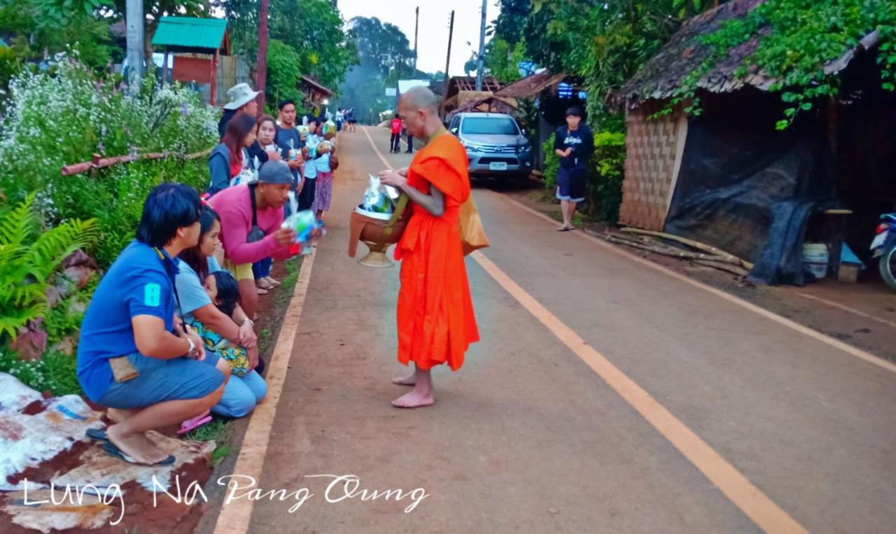 ลุงนะ โฮมสเตย์ ปางอุ๋ง แม่ฮ่องสอน Ban Huai Makhuea Som Exterior foto