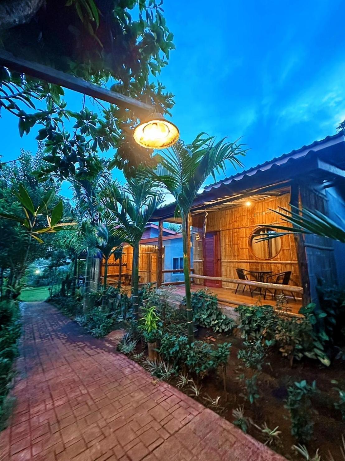 ลุงนะ โฮมสเตย์ ปางอุ๋ง แม่ฮ่องสอน Ban Huai Makhuea Som Exterior foto